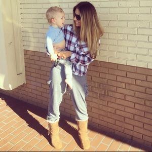 Jessie James Decker flannel